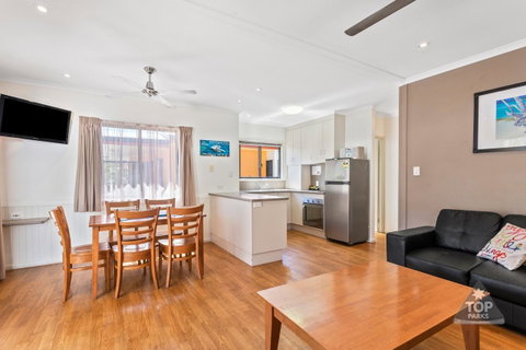 Tasman Holiday Parks - Airlie Beach - Tourism Noosa 13
