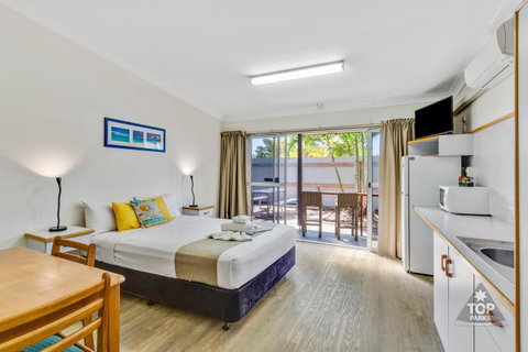 Tasman Holiday Parks - Airlie Beach - Tourism Noosa 3