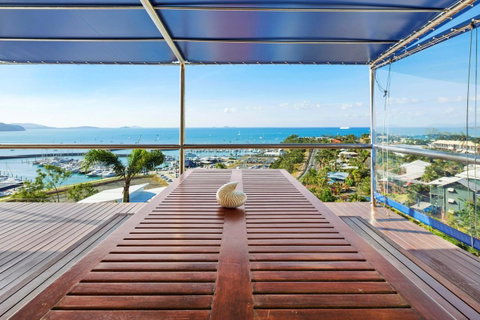 Nautilus On The Hill - Airlie Beach - Tourism Noosa 4