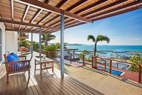 Nautilus On The Hill - Airlie Beach - Tourism Noosa 9