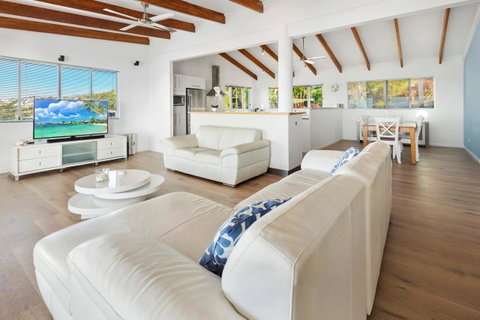 Nautilus On The Hill - Airlie Beach - Tourism Noosa 29