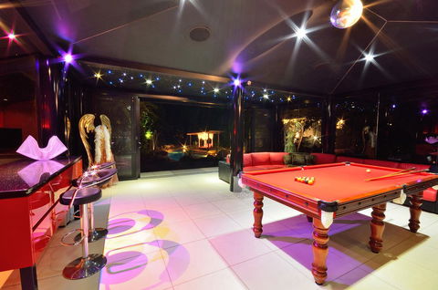 Misty Mountains Rainforest Retreat - Tourism Noosa 6