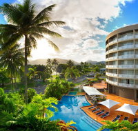 DoubleTree by Hilton Cairns - Tourism Noosa