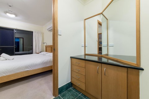 Paradise Penthouse At Waves - Airlie Beach - Tourism Noosa 23