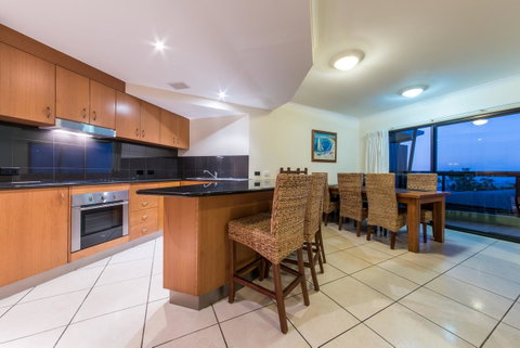 Paradise Penthouse At Waves - Airlie Beach - Tourism Noosa 4