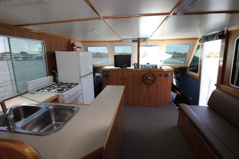 Coomera Houseboats - Tourism Noosa 1