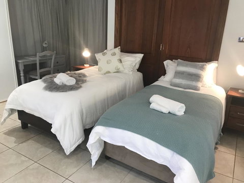 Taj On Byrnes - Private Luxury Apartment Mareeba - Tourism Noosa 2