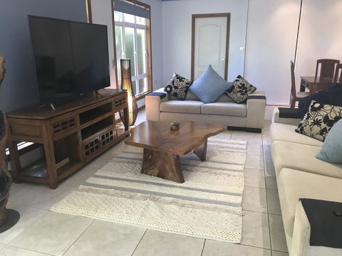 Taj On Byrnes - Private Luxury Apartment Mareeba - Tourism Noosa 7