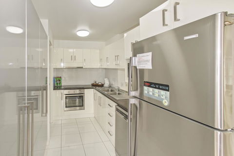Rimini Holiday Apartments - Tourism Noosa 11