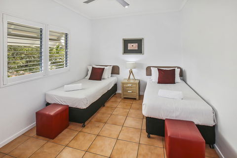 Rimini Holiday Apartments - Tourism Noosa 1