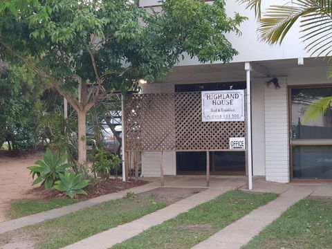 Highland House - Tourism Noosa 27