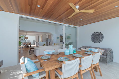 Noosa Villas - Tourism Noosa 16