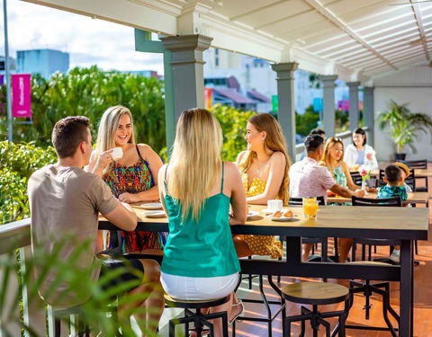 Hides Hotel - Tourism Noosa 30
