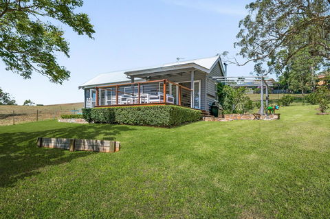 Hollow Tree Farm - Tourism Noosa 16