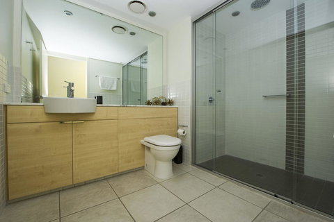 Blue On Blue Studio Room 1272 - Tourism Noosa 2