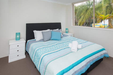 Miami Beachside Holiday Apartments - Tourism Noosa 20
