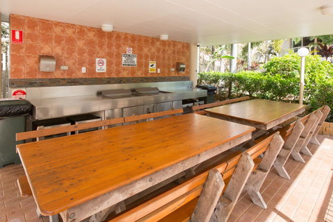 Miami Beachside Holiday Apartments - Tourism Noosa 8