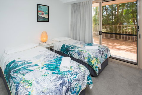 Miami Beachside Holiday Apartments - Tourism Noosa 15