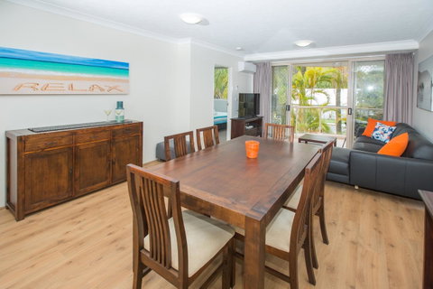 Miami Beachside Holiday Apartments - Tourism Noosa 19