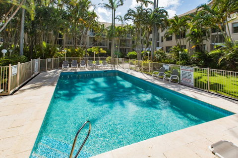 Miami Beachside Holiday Apartments - Tourism Noosa 4