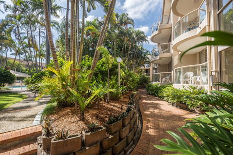 Miami Beachside Holiday Apartments - Tourism Noosa 6