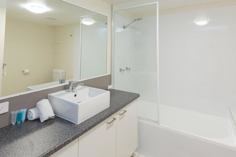 Miami Beachside Holiday Apartments - Tourism Noosa 25