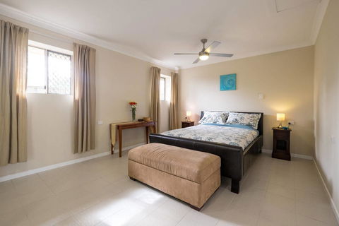 The Villa At The Bay - Tourism Noosa 2