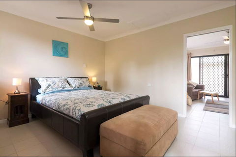 The Villa At The Bay - Tourism Noosa 1
