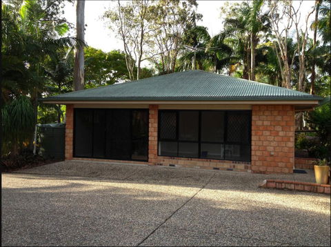 The Villa At The Bay - Tourism Noosa 17