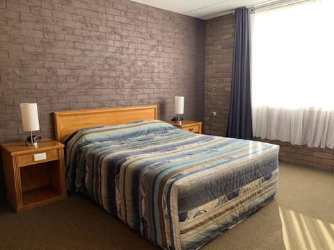 Wedderburn Goldseeker Motel - Tourism Noosa 2