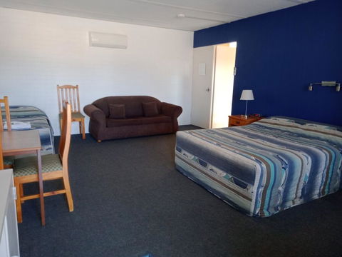 Wedderburn Goldseeker Motel - Tourism Noosa 3