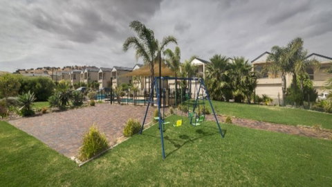 Wenneelys - 26/45 St Andrews Boulevard - Tourism Noosa 2