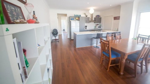 Wenneelys - 26/45 St Andrews Boulevard - Tourism Noosa 3