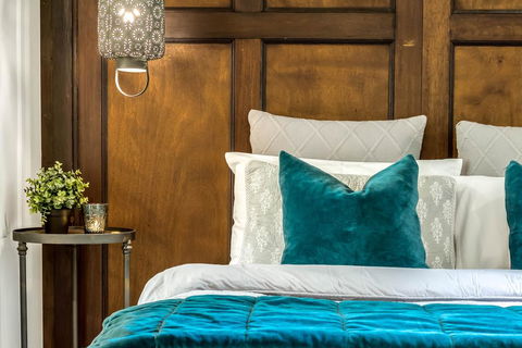 White Gates - Tourism Noosa 1