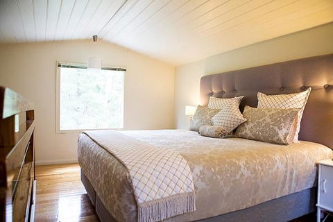 White Lotus Day Spa - Tourism Noosa 0