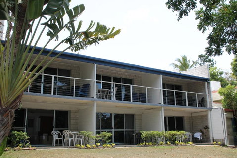 Whitehaven Beachfront Holiday Units - Tourism Noosa 0