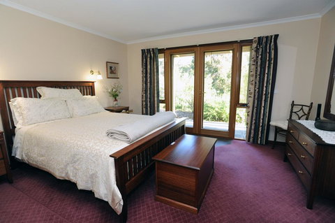 Wintarni Olives Cottage - Tourism Noosa 2