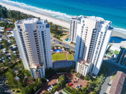 Xanadu Resort - Tourism Noosa 0