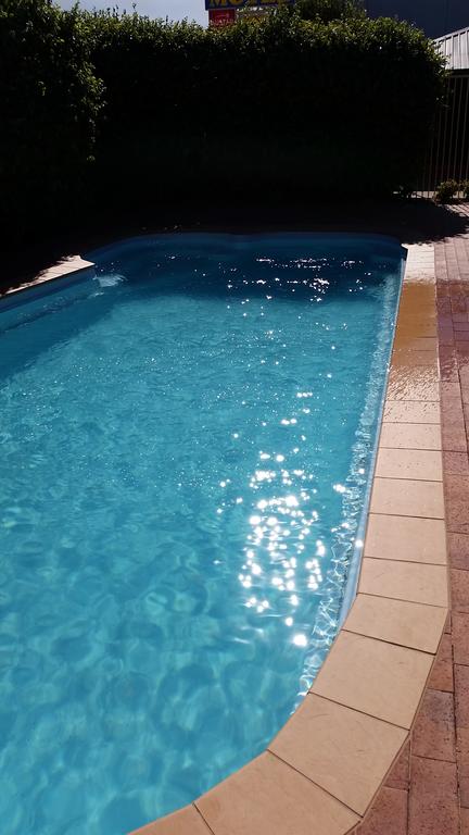 Yambil Inn - Tourism Noosa 0