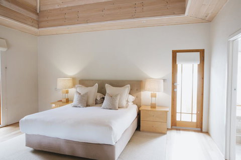 Yallingup Villas - Tourism Noosa 2