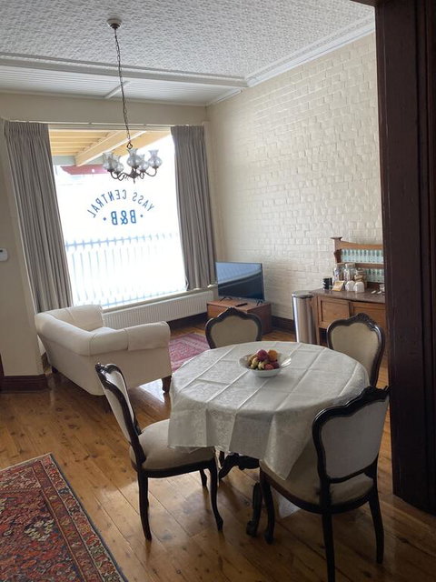 Yass Central B&B - Tourism Noosa 1