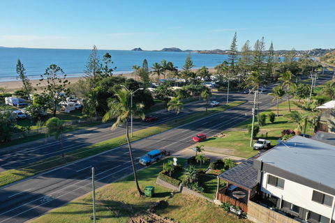 Yeppoon Beachhouse - Tourism Noosa 0