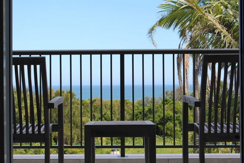 Zaffiro Beach House - Tourism Noosa 2
