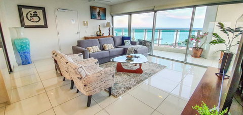 ZEN BY THE WATER - Darwin Premier Retreat - Tourism Noosa 0