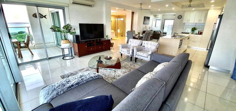 ZEN BY THE WATER - Darwin Premier Retreat - Tourism Noosa 1