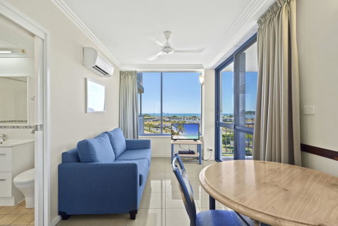 AirliediseNO Hills5min Walk 2 Port Of Airlie/Ferry TerminalWiFiNetflix - Tourism Noosa 3