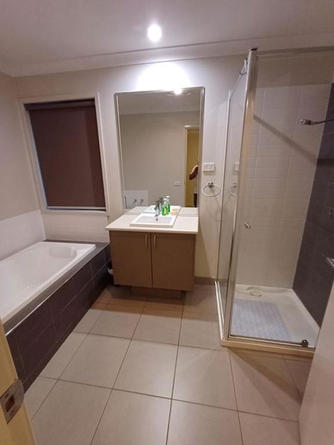 A Beautiful And Spacious Home - Tourism Noosa 4