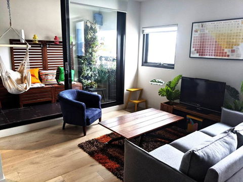 A Boutique Hideaway In The Heart Of Fitzroy - Tourism Noosa 0