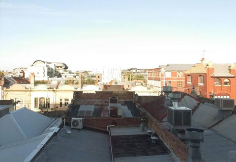 A Boutique Hideaway In The Heart Of Fitzroy - Tourism Noosa 4