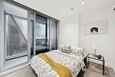 A Comfy Apt Next To Southern Cross FREE Parking - Tourism Noosa 0